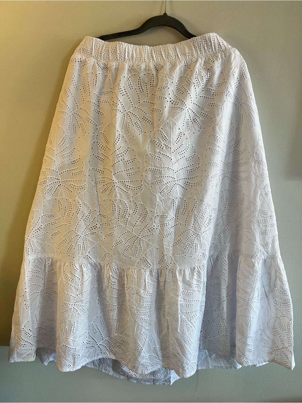 Time and Tru White Eyelet Ruffle Midi Skirt